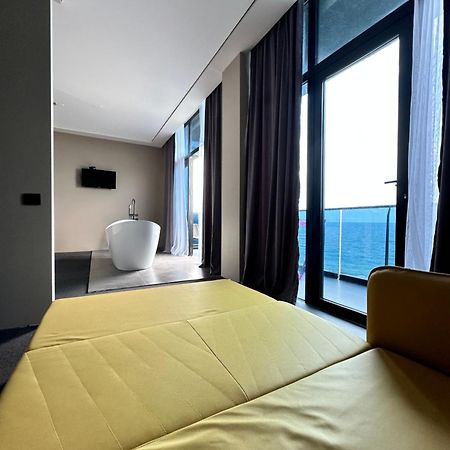 קובולטי Hotel Black Sea מראה חיצוני תמונה