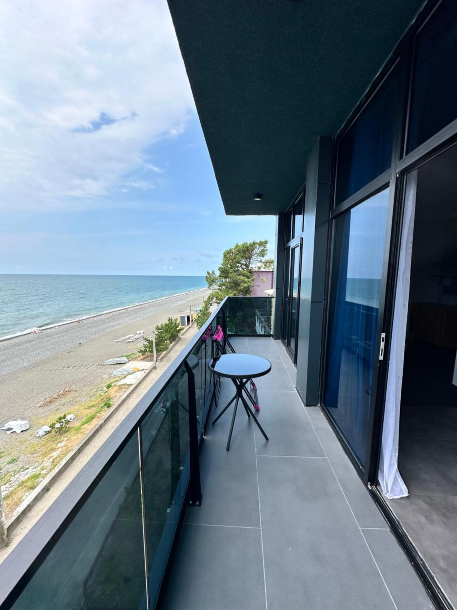קובולטי Hotel Black Sea מראה חיצוני תמונה