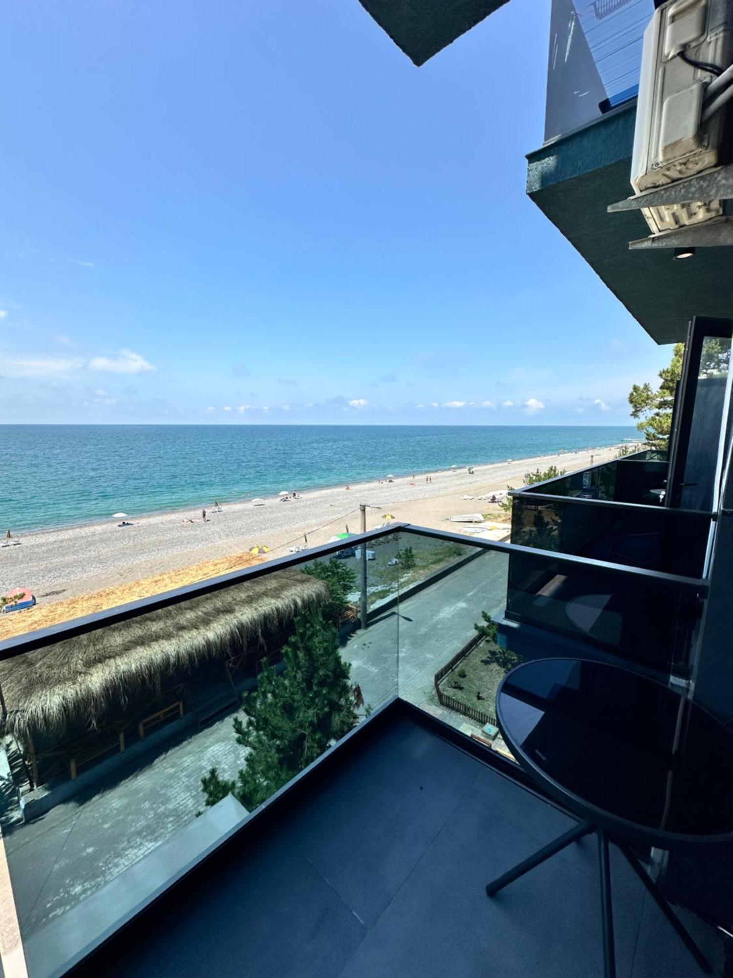 קובולטי Hotel Black Sea מראה חיצוני תמונה